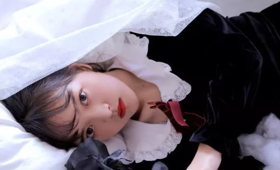 挽回女友的绝对不能做的这两件事